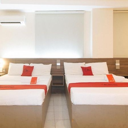 เซน รูม วี พลาซา มะนิลา Hotel ภายนอก รูปภาพ